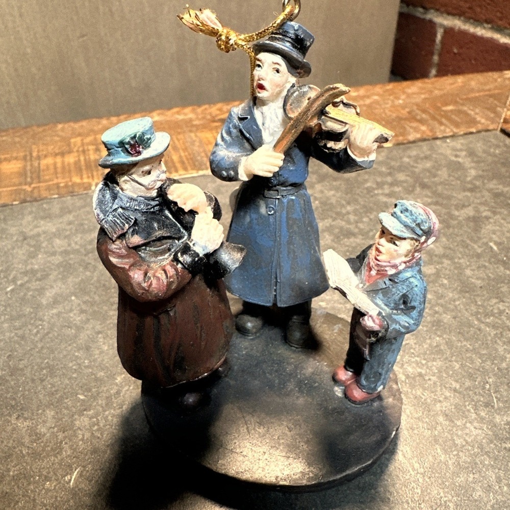 Norman Rockwell Christmas Carol Carolers Violinist Singer Ornament Curtis
